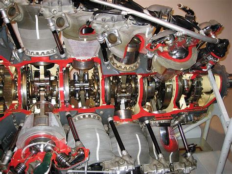 Pratt & Whitney R-4360 Wasp Major (sectioned) | Radial engine, Pratt, Engineering