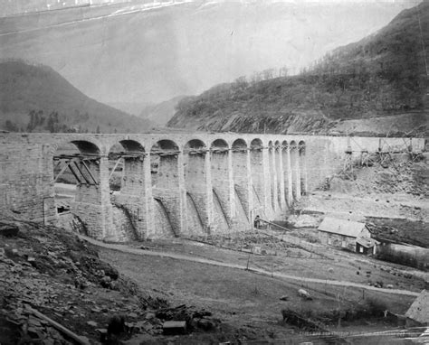 Elan Valley Aqueduct and Frankley reservoir under construction at the turn of the 20th century ...