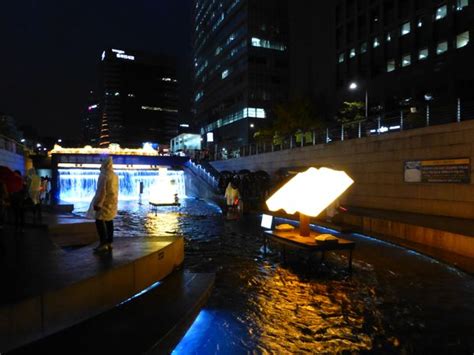 2012 Seoul Lantern Festival - (Cheonggyecheon Stream, downtown Seoul) - 999Places