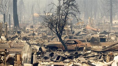 City burns to ashes in raging forest fire in Northern California ...