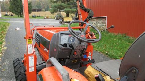 Kubota L3010 KUBOTA L3010 4X4 HYDROSTATIC COMPACT TRACTOR LOADER