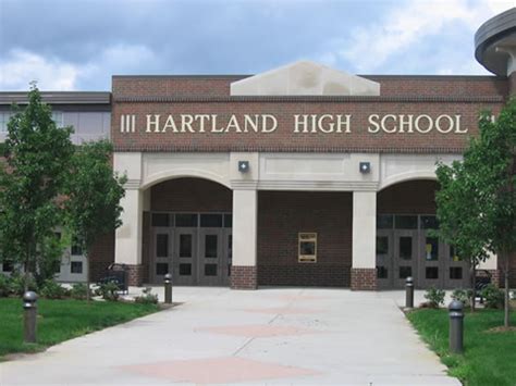 Hartland High School - Hartland, Michigan : Superior Precast Products