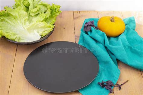 Empty Black Ceramic Plate on Wooden Boards Texture Stock Image - Image of ceramic, kitchen ...