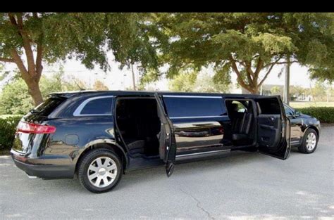 Lincoln MKT Limo (Black) - Exotic Limo