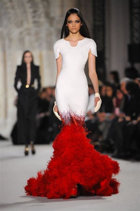 prada Haute Couture | Fashion, Gowns, Gorgeous dresses