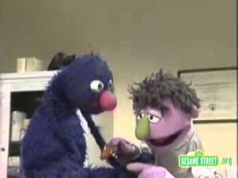 Sesame Street Grovers Doctor - YouTube