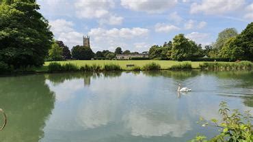 Abbey Grounds Cirencester - Cotswolds