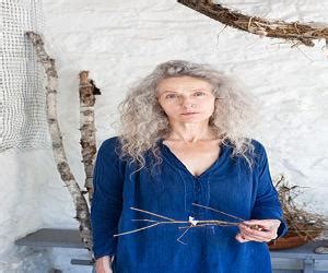 Kiki Smith Biography, Birthday. Awards & Facts About Kiki Smith