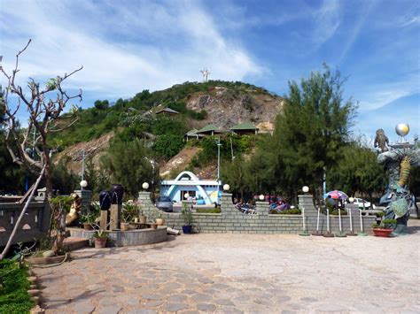 Vung Tau Christ Statue – Vung Tau, Vietnam