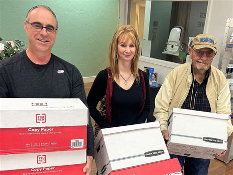 Lions Club members transport 3,000 used glasses – Guthrie News Page