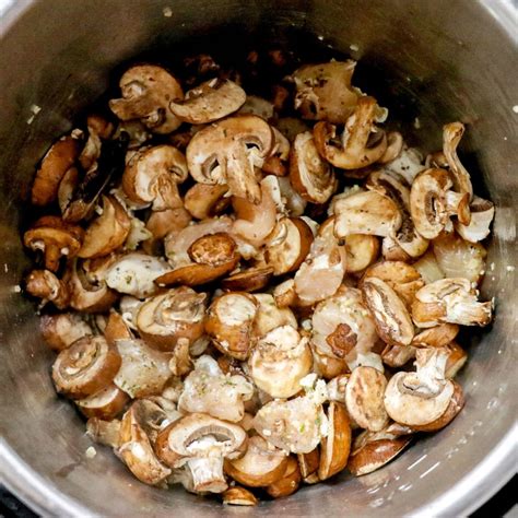 Instant Pot Creamy Chicken and Mushroom Spaghetti - Fab Everyday