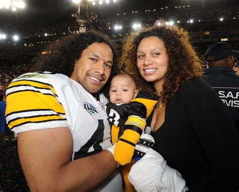 Does Troy Polamalu's Marital Status Remain A Mystery?