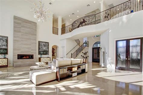47 Beautiful Living Rooms (Interior Design Pictures) | High ceiling living room, Chandelier in ...