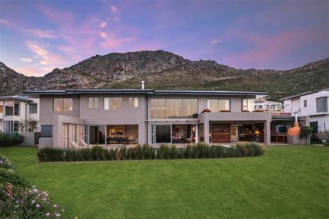 CONSTANTIABERG CAPE TOWN VIEWS | South Africa Luxury Homes | Mansions ...