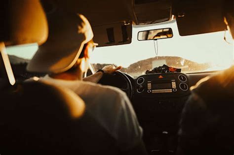 10 Best Driving Songs: A Playlist For Your Daily Commute - UrbanMatter