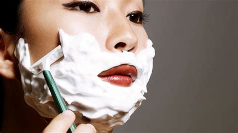 Learn the Best Way to Get a Clean Shave - Face Shaving Guide | DIY ...