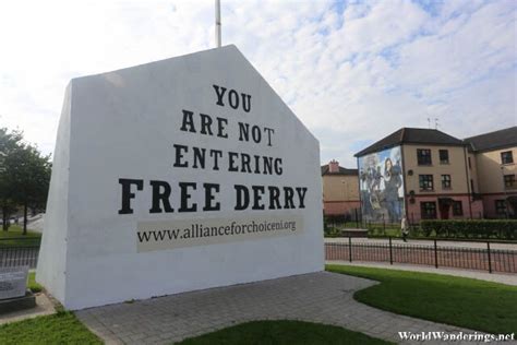 Going to the Murals of Derry-Londonderry