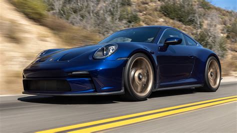 2022 Porsche 911 Buyer's Guide: Reviews, Specs, Comparisons