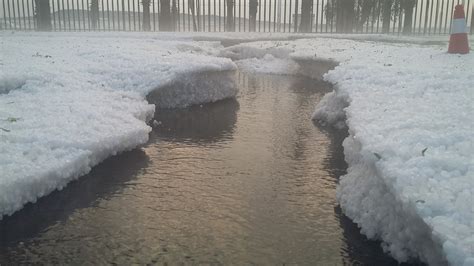 Massive hail storm in Bloemfontein takes over social media