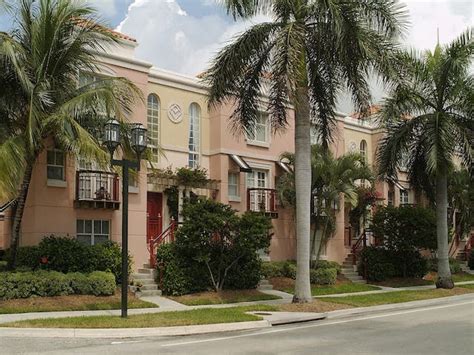 Mizner Park Apartments