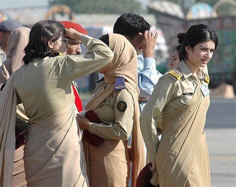 Petition · Change the uniform of Pakistan female army who wear "Sari ...