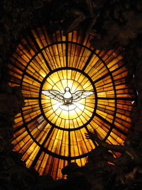 Bernini's Dove of the Holy Spirit in St. Peter's Basilica, Vatican City | Holy spirit, Holy ...