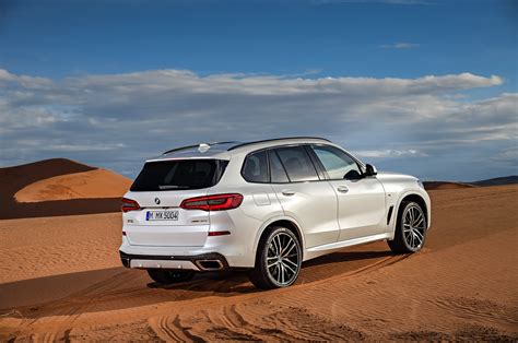 2019 BMW X5 Offers More Horsepower and a Little Less Torque | Automobile Magazine