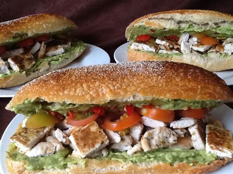 Jamie Oliver's 15 Minute Meals - Mexican Sandwich (chicken, tomato & guacamole on ciabatta… | 15 ...