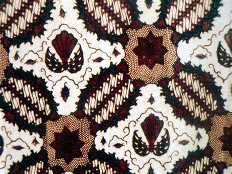 Batik Ceplok – Indonesian | Bali Batik Fabrics