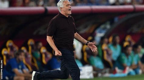 Jose Mourinho: Roma boss celebrates 1,000th game with a win and ...