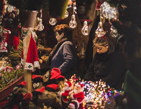 Christmas in Spain: Popular Traditions & How to Celebrate Christmas in ...