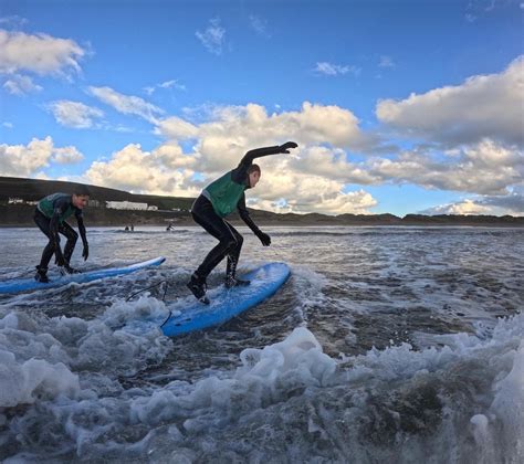 King Edward's Witley on Twitter: "KESW on the crest of a wave!🏄🏼‍♂️ A big thanks to Mr Harrison ...