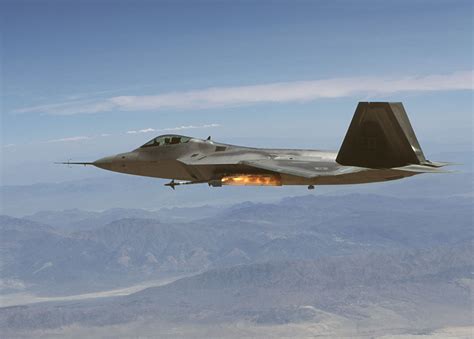 ファイル:F-22 fires AIM-9X.jpg - Wikipedia