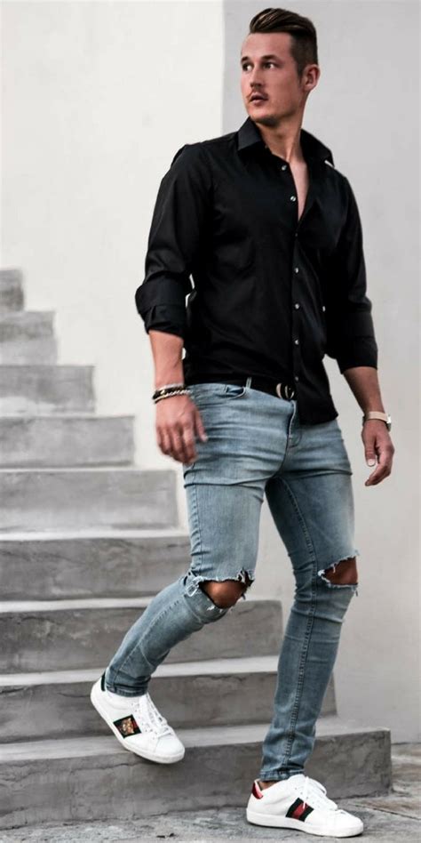 How To Wear Ripped Jeans Like A Street Style Star - LIFESTYLE BY PS