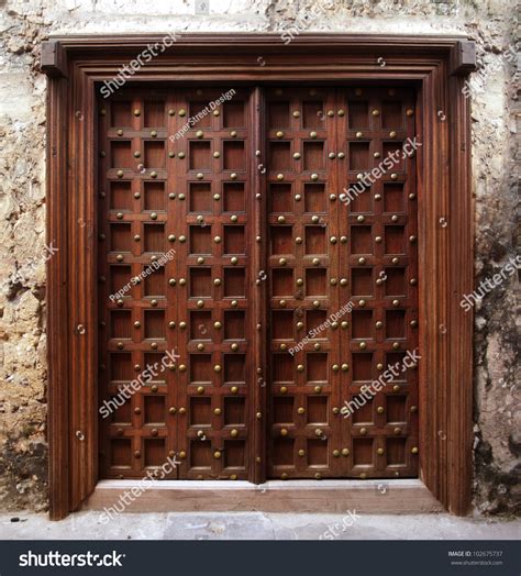 Antique Indian Style Wooden Door Stock Photo 102675737 | Shutterstock