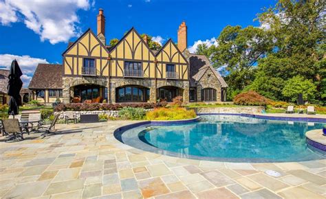 $5.9 Million Waterfront Tudor Mansion In Annapolis, MD | Homes of the Rich