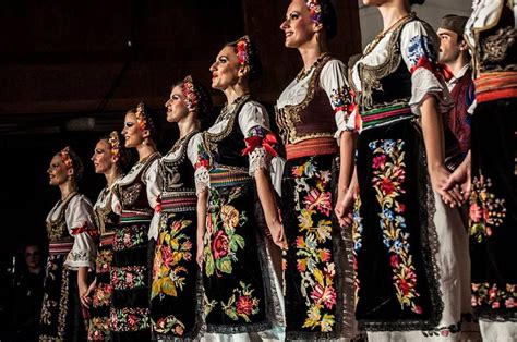 KOLO - Serbian National Dance Ensemble