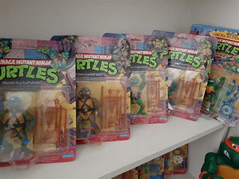 My unopened TMNT toy collection from back in the late 80s : TMNT