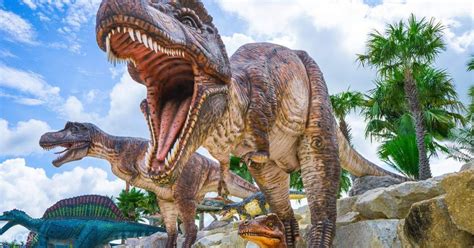 Top 10 Special Garden Statues to drive visitors | My Dinosaurs