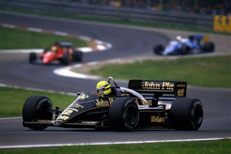 Sentirsi Ayrton Senna grazie al volante della Lotus 98T by 3DRap - News - Automoto.it