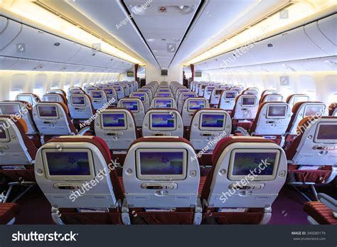 472 Boeing 777 Interior Images, Stock Photos & Vectors | Shutterstock