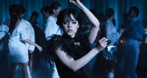 Netflix 'Wednesday' Review: Tim Burton Fails to Utilize Jenna Ortega's ...