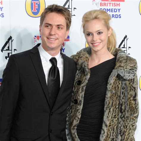 The Inbetweeners Star Joe Thomas Is Now Engaged To One Of His Former Co ...