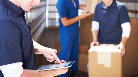 8 Things Moving Companies Won’t Tell You | realtor.com®