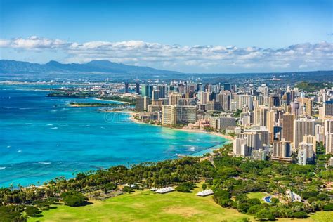 Honolulu Stadtansicht Von Diamond Head Lounge, Waikiki Beach Landschaft Hintergrund Stockfoto ...