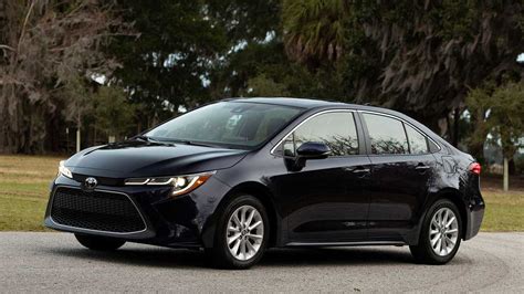 2020 Toyota Corolla Sedan First Drive: The Safe Choice