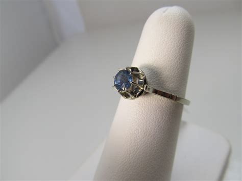 Vintage Ceylon sapphire engagement ring – Victorious