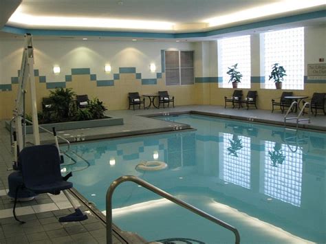 Marriott Anchorage Downtown Pool: Pictures & Reviews - Tripadvisor