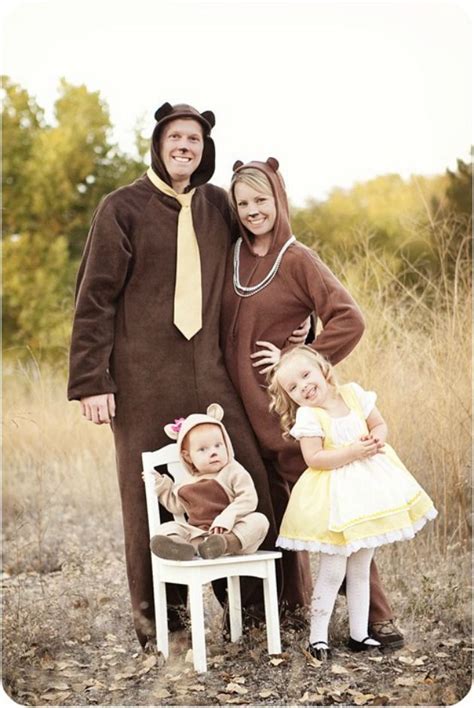 Cute Goldilocks and the three bears costume idea for a family! 10 Adorable Infant Costumes: Baby ...