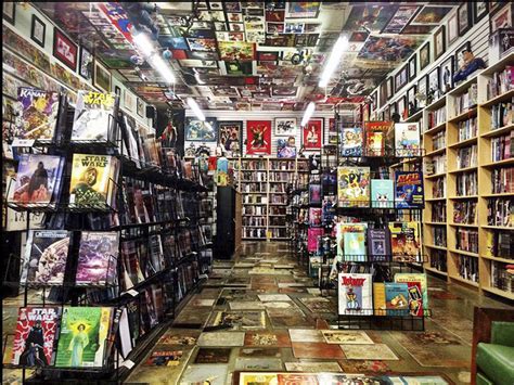 Comic book store guide for graphic novels and superhero sagas